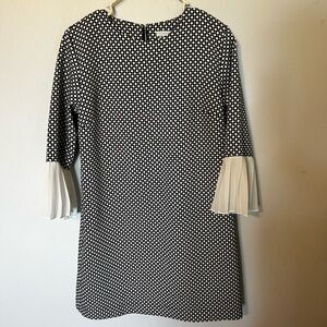 New York and Company Short Sleeve Dress